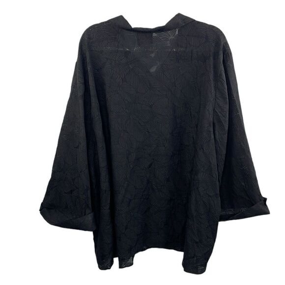 Maggie Barnes Black Tropical design crinkled button down 3/4 sleeves size 32W - Picture 2 of 8